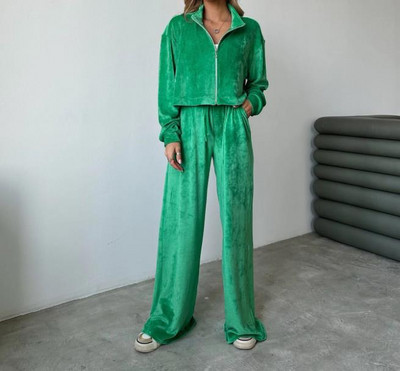 Ženska odjeća Jesen Zima 2023. Baršunasti ležerni gornji dio dugih rukava s patentnim zatvaračem i modni set hlača s džepnim dizajnom Ženska odjeća