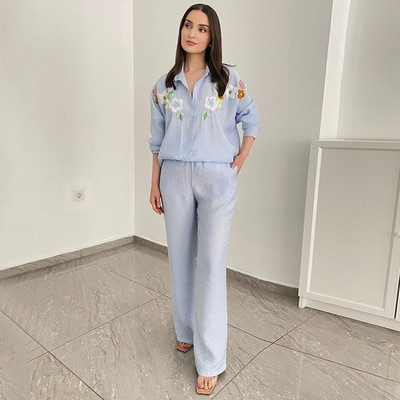 2-osaline naiste komplekt, 2023. aasta suvine sügisene pikkade varrukatega särgipluus ja püksid, ülikonnad, rõivad, mood, naiskond, sobilikud komplektid.