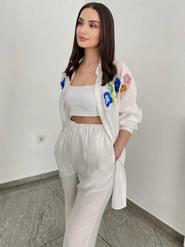 2-osaline naiste komplekt, 2023. aasta suvine sügisene pikkade varrukatega särgipluus ja püksid, ülikonnad, rõivad, mood, naiskond, sobilikud komplektid.