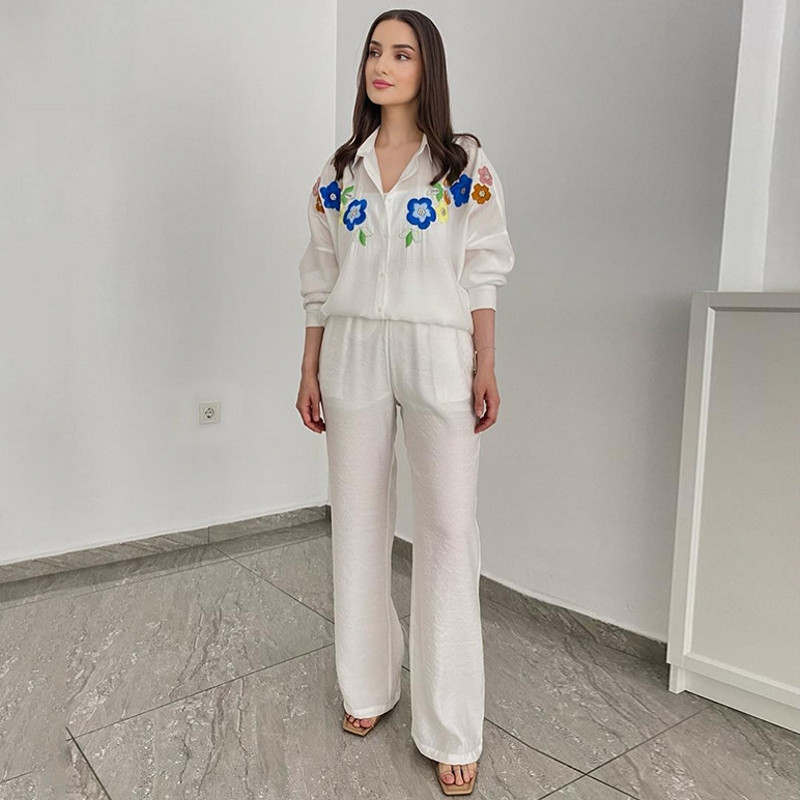 2-osaline naiste komplekt, 2023. aasta suvine sügisene pikkade varrukatega särgipluus ja püksid, ülikonnad, rõivad, mood, naiskond, sobilikud komplektid.