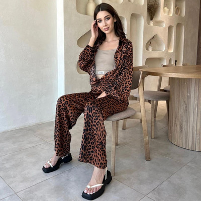 2-osaline naiste komplekt Kevad-sügis pikkade varrukatega särkpluus, topp ja püksid, kostüümid, rõivad, mood, kontori naised, sobivad komplektid.