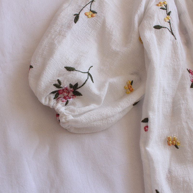 Väikelapsed, lapsed printsesskleidid, tikandid, lillelised, puhvis varrukad, tüdrukute avar puuvillane kleit 2022. aasta kevadised lasteriided