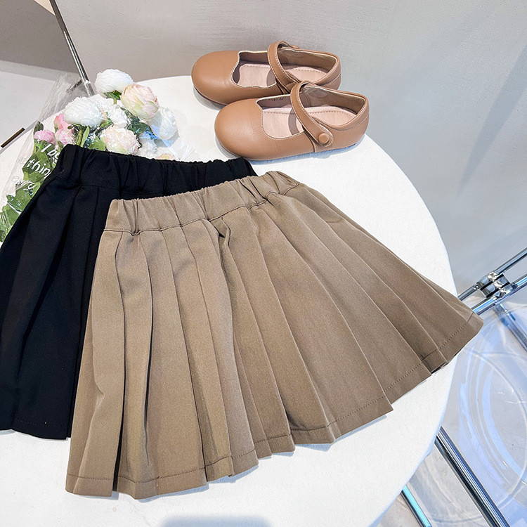 Îmbrăcăminte pentru copii Fusta scurtă pentru copii 2023, primăvară, toamnă, nouă modă pentru fete drăguț, stil preppy, toate se potrivesc cu fustă pliată de culoare uni
