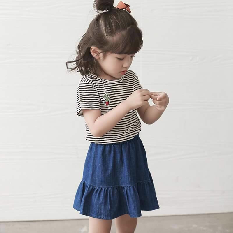 Laste tüdrukute plisseeritud teksaseelikud 2022 Uus saabumine Laste sinised teksaseelikud Teismeliste tüdrukute tudengiseelik Laste tüdrukute suveriided