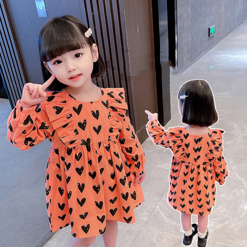 2022 Tüdrukute kleidid Kevad ja Sügis Uued väikelaste pikkade varrukatega tikitud lasteriided Armsad armastustrükiga lasteriided