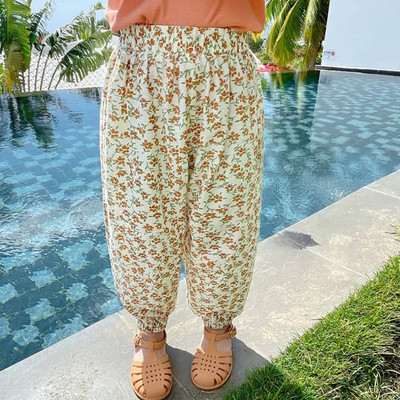 Tüdrukute elastne vöökoht püksid lastele lõdva lilleprintiga vabaaja dressipüksid armsad lapsed kevadsuvised püksid Korea beebi šifoon