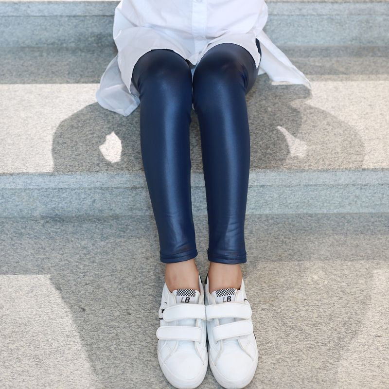 Zimske tajice za djevojčice PU Plus Debele baršunaste dječje tople hlače Kožne pencil hlače Elastični struk Proljeće Jesen Tanke uske hlače