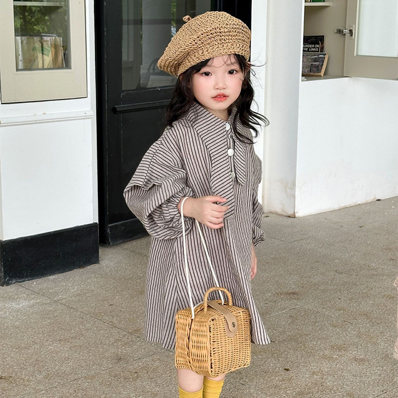 2023. aasta kevad- ja sügisene tüdrukute kleit, triibuline ebaregulaarne krae, pikk kleit, uus pikkade varrukatega T-särk Särkkleit, moodne lasteriietus