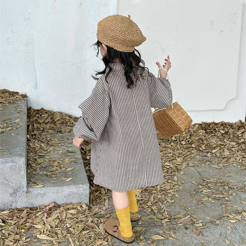 2023. aasta kevad- ja sügisene tüdrukute kleit, triibuline ebaregulaarne krae, pikk kleit, uus pikkade varrukatega T-särk Särkkleit, moodne lasteriietus