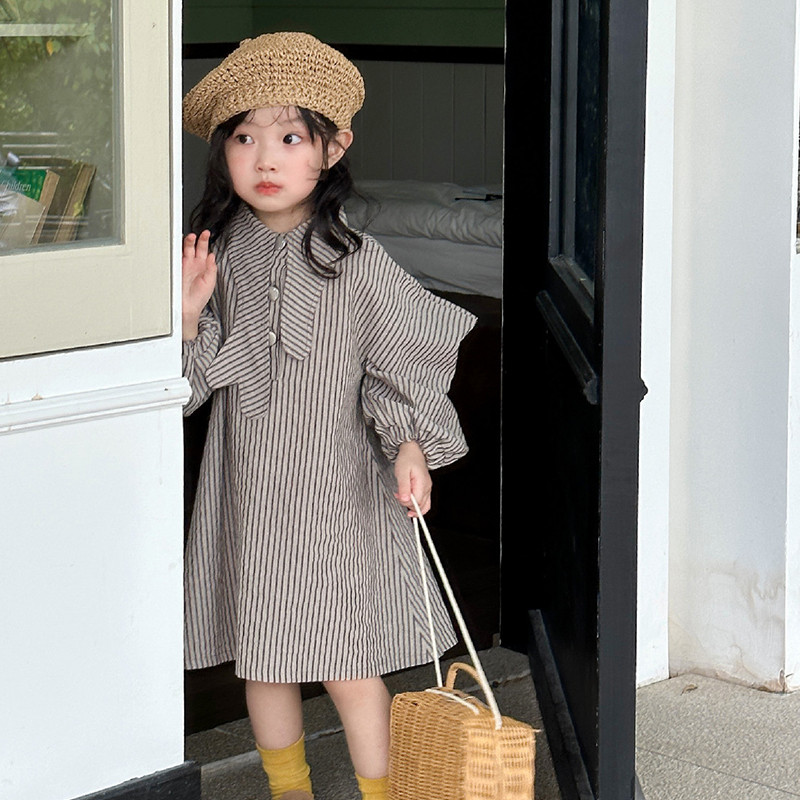 2023. aasta kevad- ja sügisene tüdrukute kleit, triibuline ebaregulaarne krae, pikk kleit, uus pikkade varrukatega T-särk Särkkleit, moodne lasteriietus