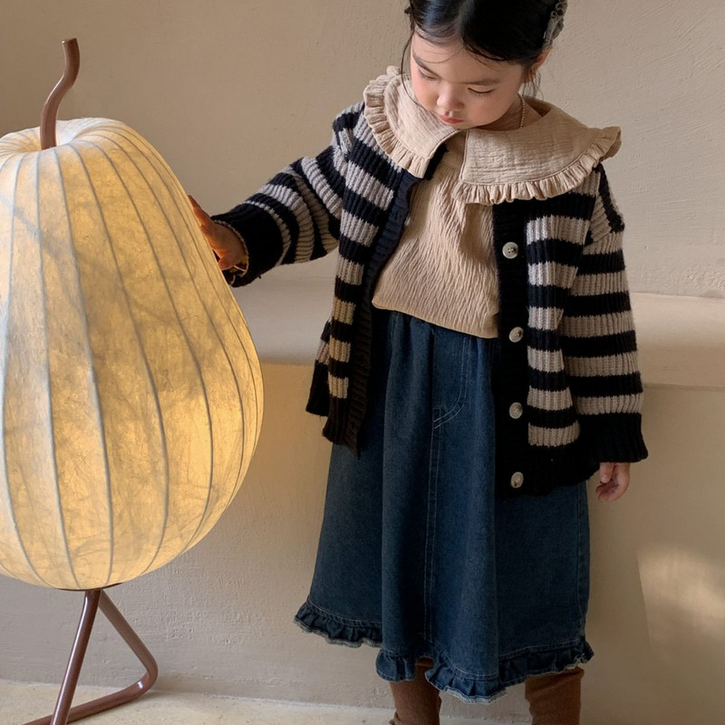 7528 Lasteseelik 2023 Sügis-talv Uus Korea tüdruku teksaseelik või alumine särk Magusad tüdruku riided