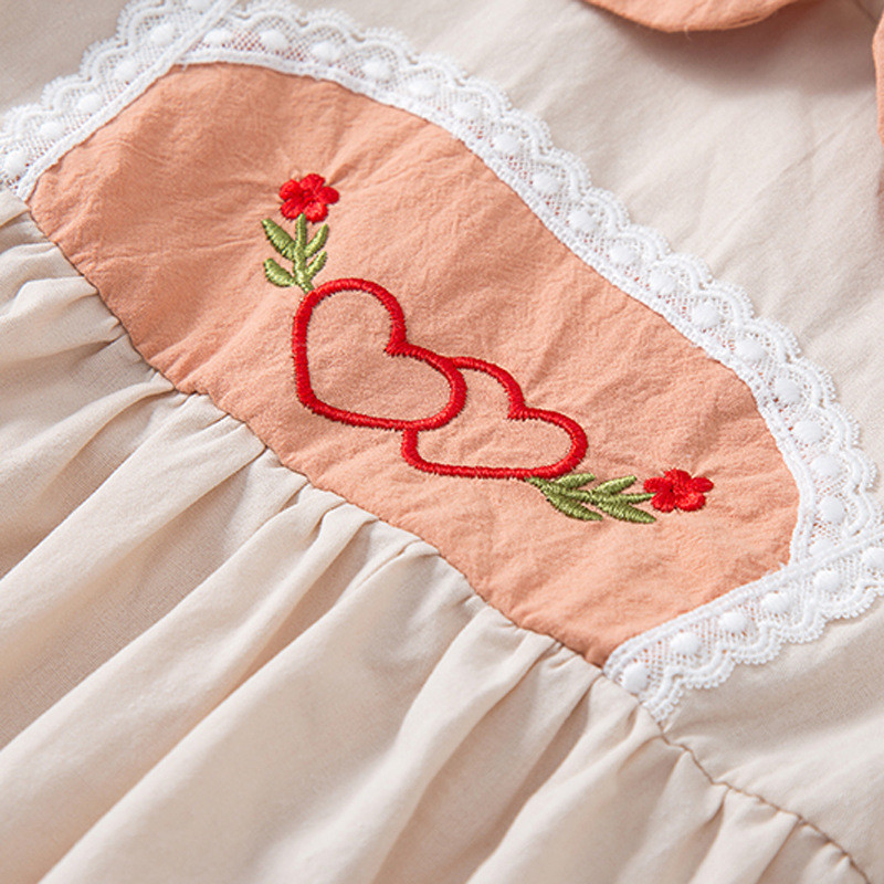 Καλοκαιρινό μωρό φόρεμα κούκλα πέτο κέντημα Lolita Love κέντημα αντίθεση χρώματος Κοντομάνικα Κορεάτικα παιδικά ρούχα