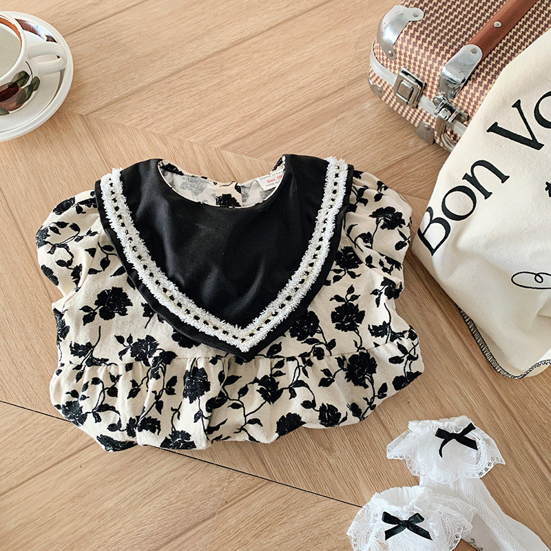 Lilleline pikkade varrukatega tüdrukute kleit 2023. aasta sügis, uus harjatud prantsuse kleit Nukukaelusega temperamendiga väike must kleit, pitsiline kleit