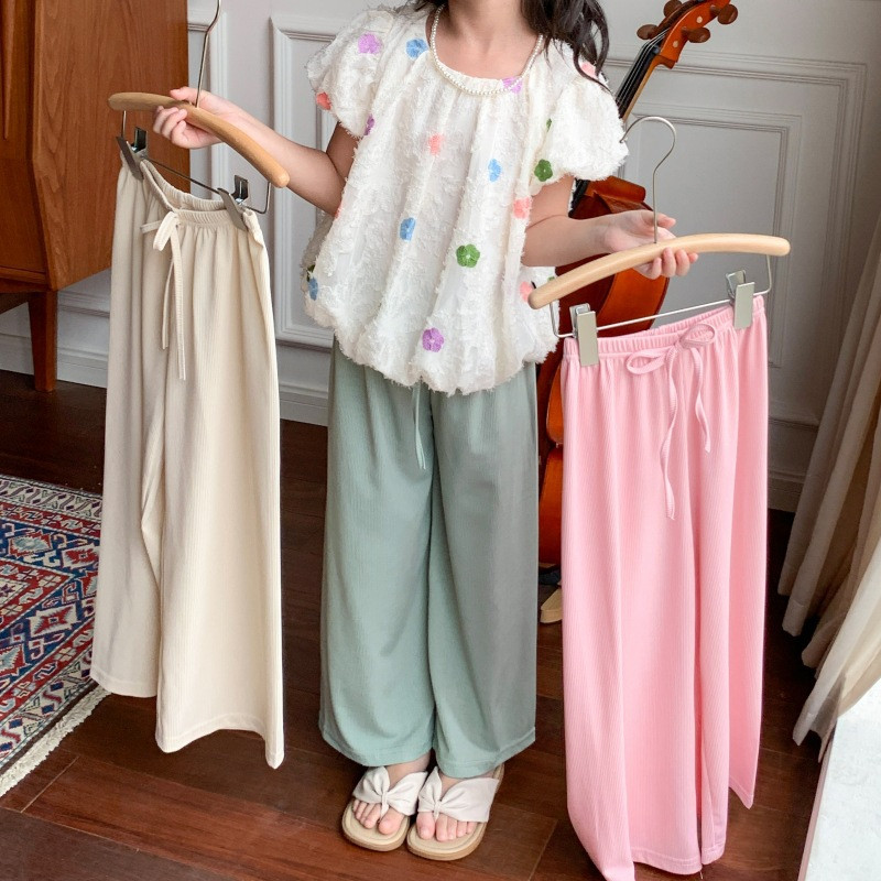 Suvised tüdrukute laiad püksid