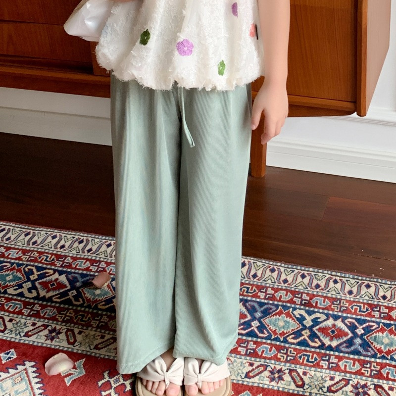 Suvised tüdrukute laiad püksid