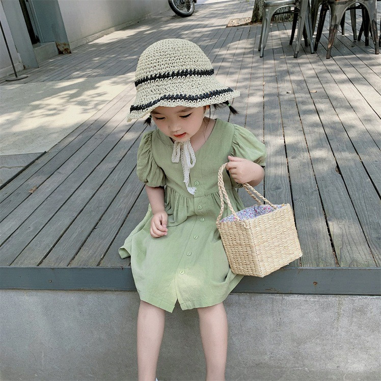 2022. aasta sügisene lasteriided Jaapani Korea Lihtne stiilne beebitüdrukute printsessikleit V-kaelusega lühikeste varrukatega laste vabaajakleit