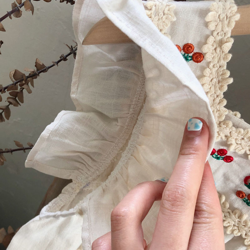 Suvine tüdrukute kleit Briti stiilis retro tikandid Väike tüdruk Lendav Varrukad Printsess Kleit Beebi Lapsed Lasteriided