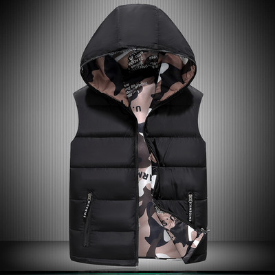 Нова мъжка реверсивна жилетка Прости якета без ръкави с качулка Стилни камуфлажни двустранни ветроустойчиви топли жилетки Мъжко облекло