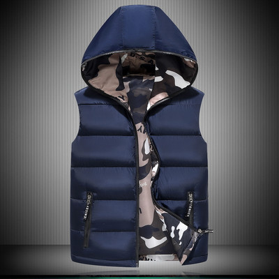 Нова мъжка реверсивна жилетка Прости якета без ръкави с качулка Стилни камуфлажни двустранни ветроустойчиви топли жилетки Мъжко облекло