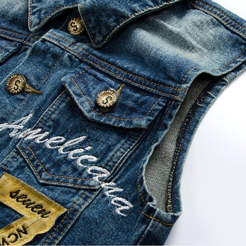 Корейска версия Модна тънка бродирана дънкова жилетка Four Seasons Универсална ежедневна жилетка Мъжко мотоциклетно дънково яке Икони Жилетка