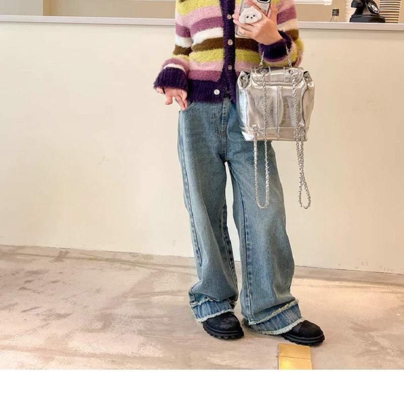 Есенни модни панталони за момичета Леко разширени свободни дънкови панталони Пролет Нови персонализирани пачуърк Ежедневни детски дънки