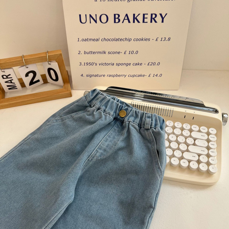 deer jonmi 2023 Novo proljeće u korejskom stilu Dječje traper hlače širokih nogavica Ležerne šik traperice Dječje ravne hlače