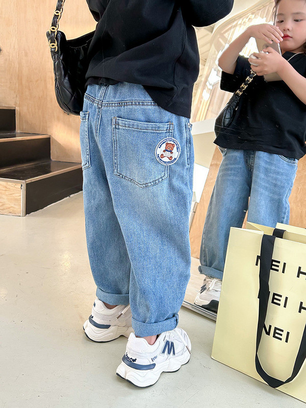 deer jonmi 2023 Нови пролетни унисекс детски ежедневни дънки в корейски стил с анимационни апликации Детски дънкови панталони Haren