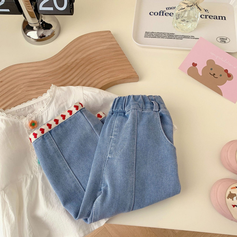 2023 Пролетни момичета Сладки сърцевини Дънки Панталон Бебешки Деца Детски широки дънкови панталони
