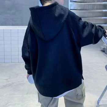 2023 Пролетно ново детско облекло Raglan Top Boys Красива корейска версия Едноцветни суичъри с дълги ръкави и джобове Тенденция