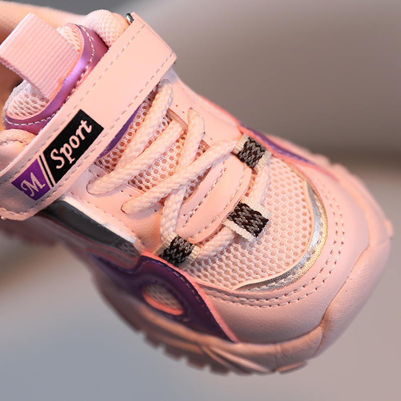 Kvalitetna prekrasna dječja ležerna obuća bez mirisa, čista, uredna dječja obuća, boja zakrpe za malu djecu, lijepe dječje tenisice, dječak, djevojčica F01212