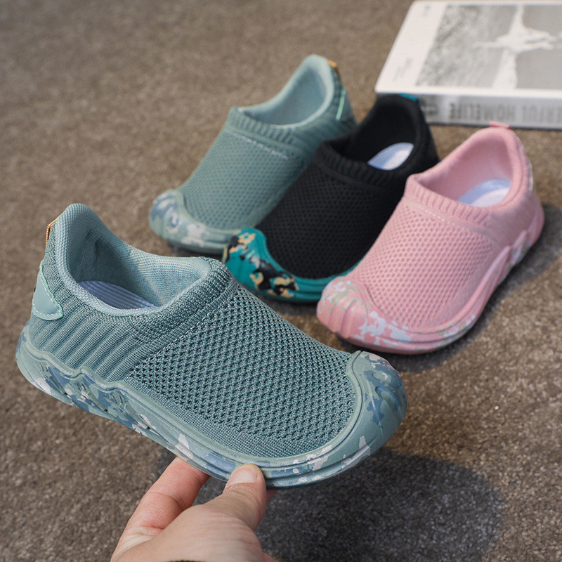 Dječja sportska obuća Školske tenisice za trčanje za studente 2023 Ležerna pletena tkanina Udobni mekani potplat Tenisice za dječake i djevojčice G01144