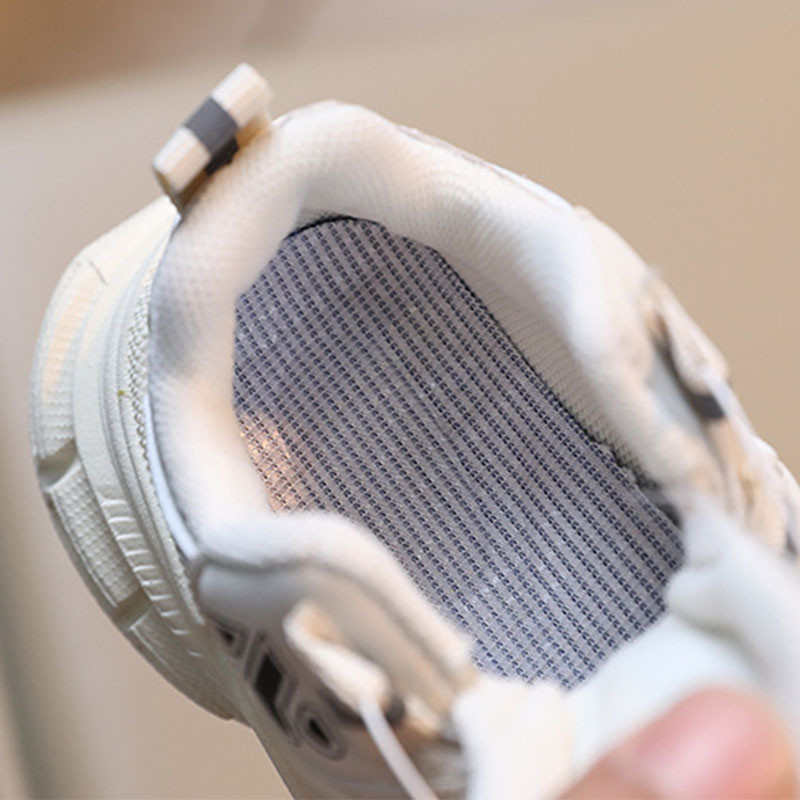 2023. Najbolje opcije Crne ležerne dječje tenisice za proljetnu garderobu Modni likovi Dječaci Djevojčice Dječje ležerne cipele G07252