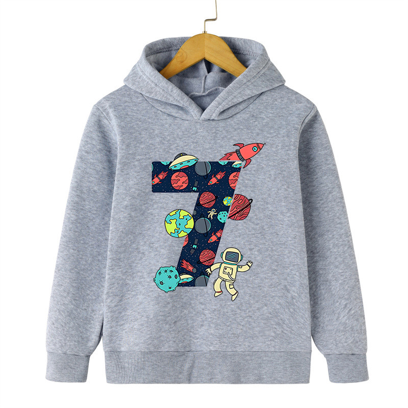 Dječje majice s grafičkim brojevima rođendana od 1 do 9 Crtići Astronaut Odjeća za dječake Smiješna svemirska galaksija Hoody Girls Slatke majice s kapuljačom