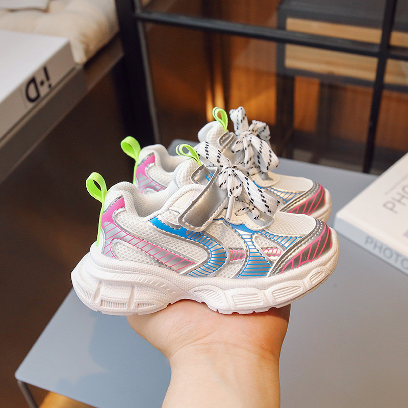 Kvalitetna sportska obuća za dječake na otvorenom, modne dječje tenisice za trčanje Lagane udobne tenisice za djevojčice Vulkanizirane cipele G06223