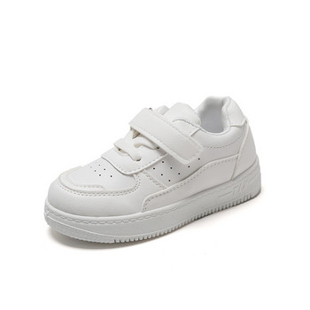 Детски малки бели обувки Пролет Есен 2022 Нов стил Спортни обувки за момчета и момичета Ежедневни бордови обувки Кожени бебешки обувки с мека подметка