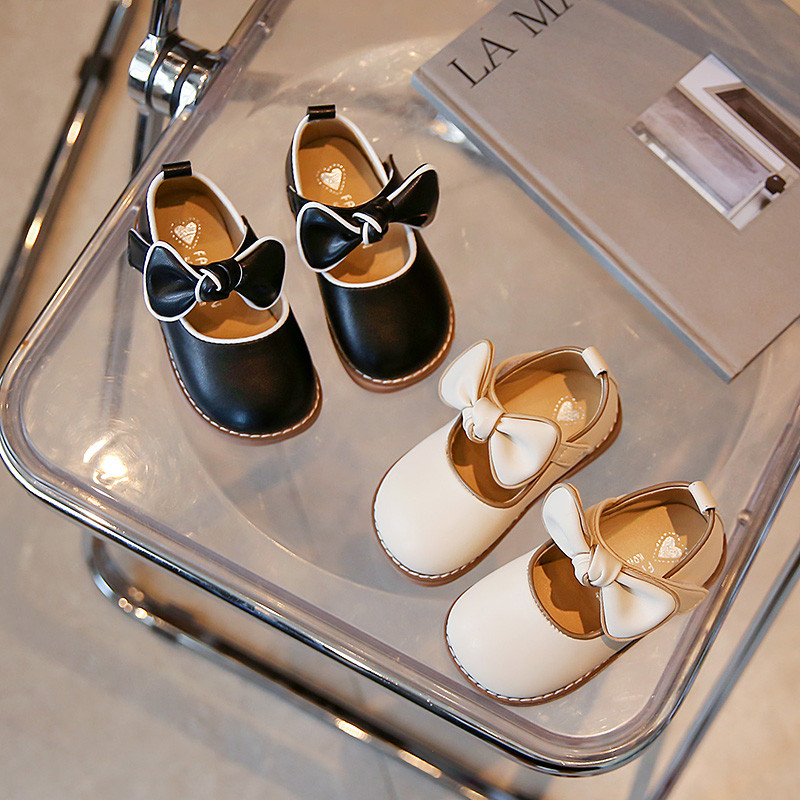 Proljeće jesen Nova moda za djevojčice Meki potplat Modne cipele za princeze Dječje jednobojne ležerne kožne cipele ravnog dna