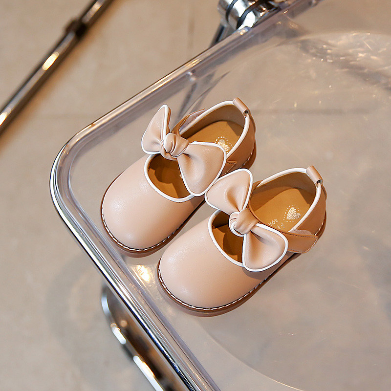 Proljeće jesen Nova moda za djevojčice Meki potplat Modne cipele za princeze Dječje jednobojne ležerne kožne cipele ravnog dna