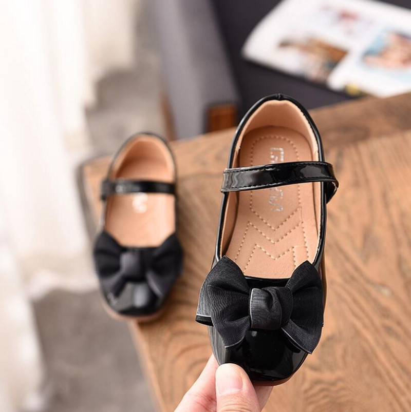Dječje školske cipele Cipele za princeze Crveno ružičaste crne sandale Dječja kožna svečana haljina Ravna mačka Sandale za djevojčice Dječje ležerne tenisice