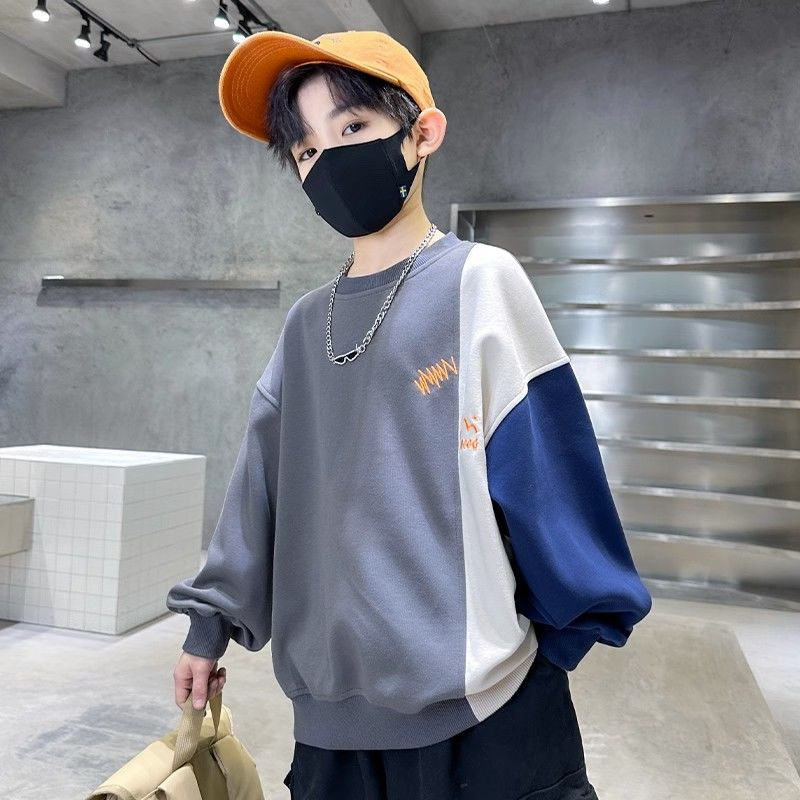 Jesenska odjeća za dječake Ulične džempere Proljeće 2023. Nove dječje majice usklađenih boja Trendi modni pulover za bebe