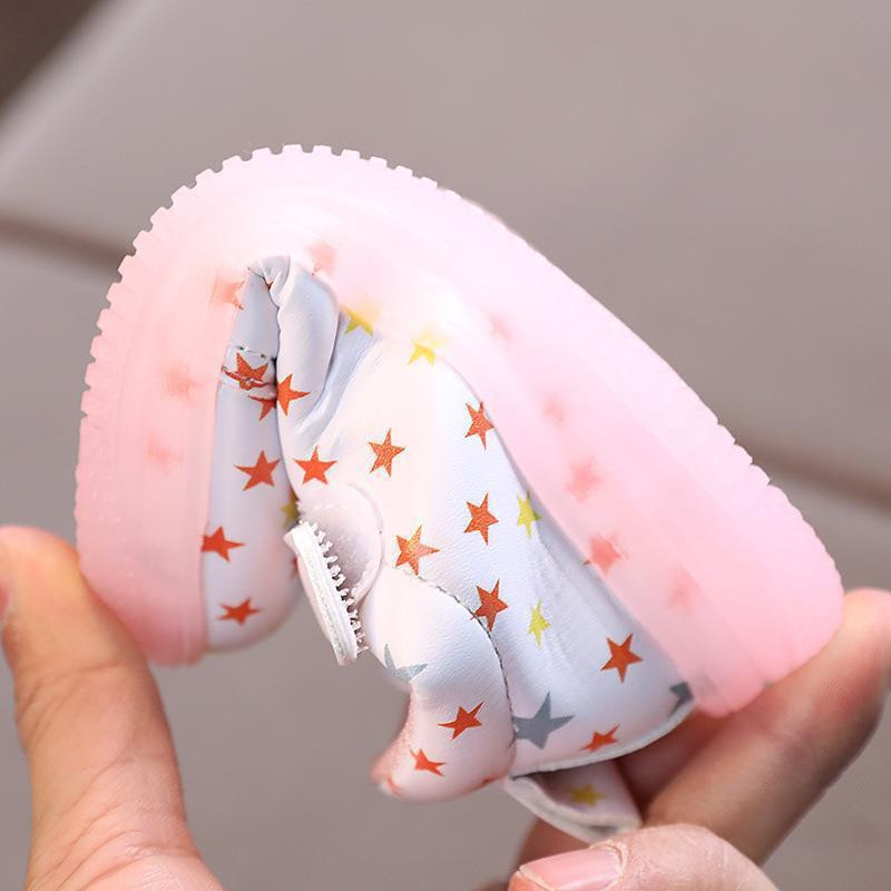 Dječje Ležerne tenisice Tenisice za trčanje sa svjetlom LED Dječaci Djevojčice 2021 Proljetne zvijezde Osvijetljene sportske cipele Modne svjetleće čizme