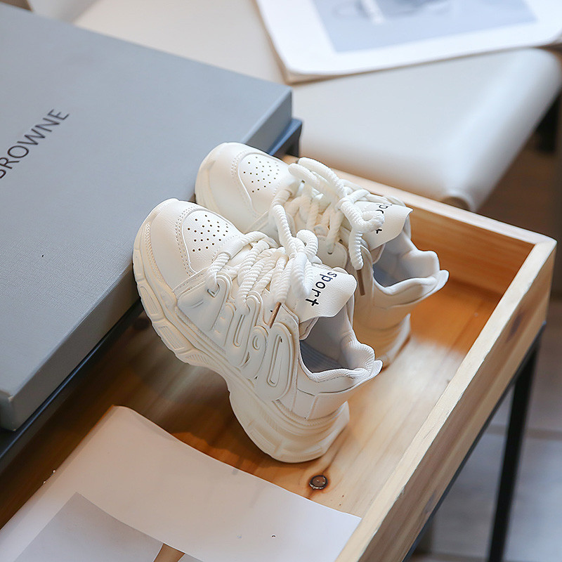 Nove tenisice za djevojčice iz 2023. Svestrane tenisice na vezanje, jednostavne, neklizajuće, proljeće, jesen, dječačke, ružičasto ružičaste, slatke dječje cipele, isporuka u paketu, ne kližu se