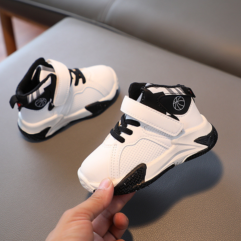 Dječje tenisice za trčanje iz 2022., visokokvalitetne udobne tenisice za dječake, mekani potplat, prozračne tenisice za trčanje, košarkaške treninge