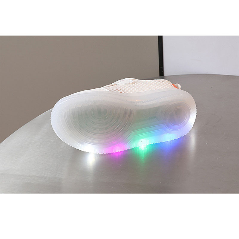 Ljetne cipele za malu djecu s LED svjetlima Svjetleće tenisice za djecu Djevojčice Mekani potplat Prozračne svjetleće cipele Mali medo Tenis poklon