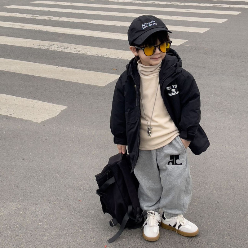 2023Nova zimska pamučna jakna za dječake, dječja topla pamučna vjetrovka s kapuljačom, ležerna dječja odjeća 2-14