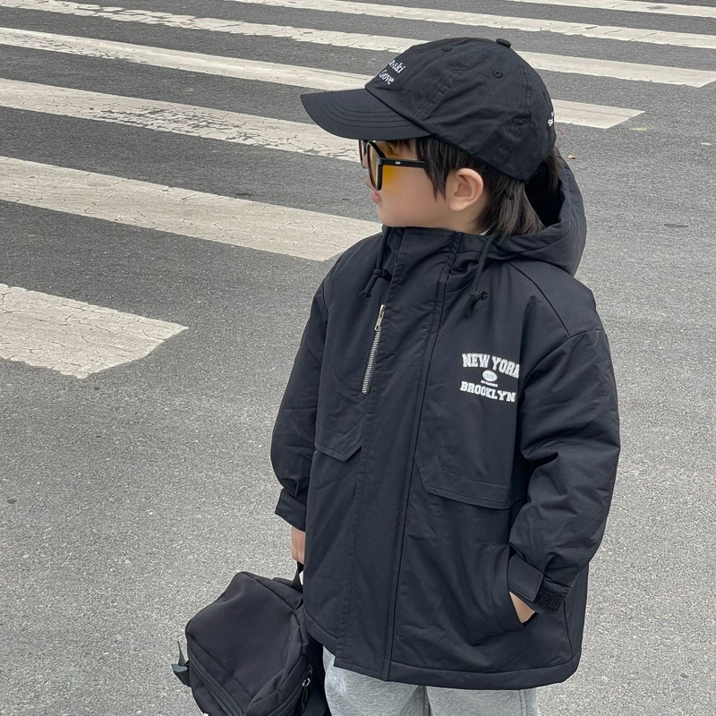 2023Nova zimska pamučna jakna za dječake, dječja topla pamučna vjetrovka s kapuljačom, ležerna dječja odjeća 2-14