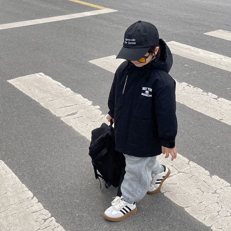 2023Nova zimska pamučna jakna za dječake, dječja topla pamučna vjetrovka s kapuljačom, ležerna dječja odjeća 2-14