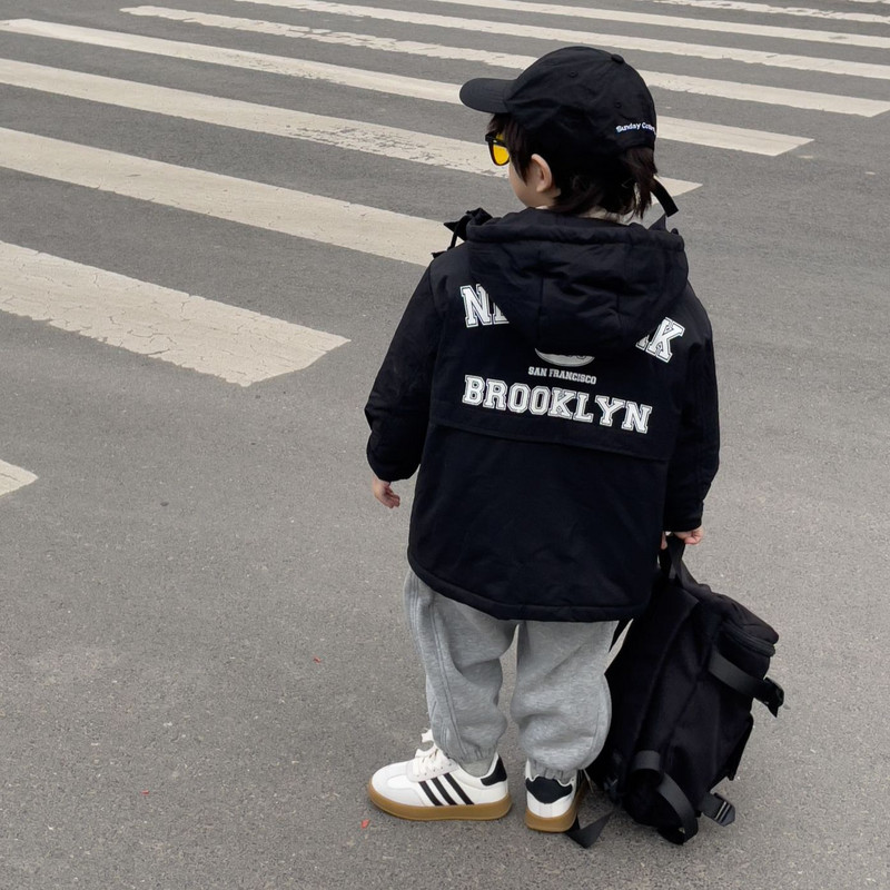 2023Nova zimska pamučna jakna za dječake, dječja topla pamučna vjetrovka s kapuljačom, ležerna dječja odjeća 2-14