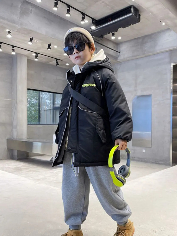 Dječački kaput Jakna Gornja odjeća Gornji dijelovi Pamuk 2023 Ležerna topla zadebljana Zimski sportovi Tinejdžeri Dječja dječja odjeća TZ967