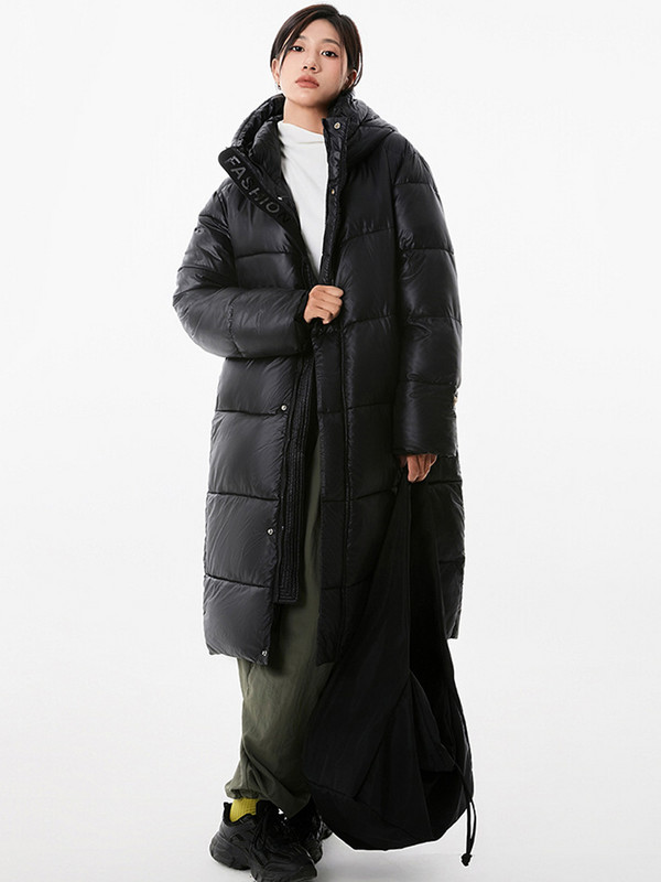 Crna sjajna jakna s kaputom Ženska modna deblja zimska jakna s kapuljačom 2023. Ženska topla gornja odjeća otporna na vjetar otporna na kišu