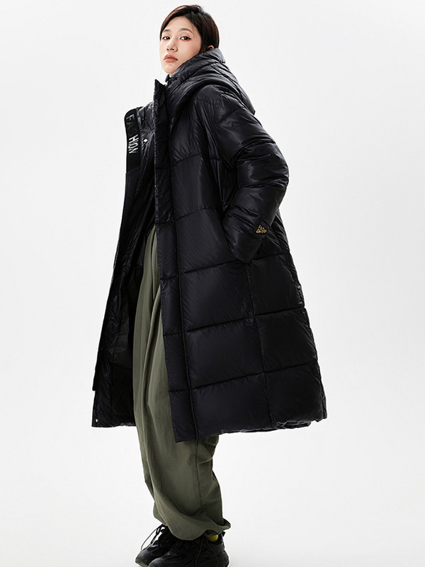 Crna sjajna jakna s kaputom Ženska modna deblja zimska jakna s kapuljačom 2023. Ženska topla gornja odjeća otporna na vjetar otporna na kišu